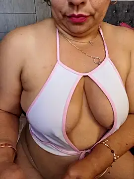 ZAHI WILLX online show from January 2026 06:46:02 PM