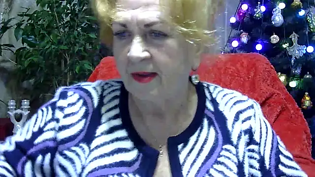 Snapshot of Emma52610 chatting on January 2025 05:31:01 PM Emma52610 online show from January 2025 05:31:01 PM