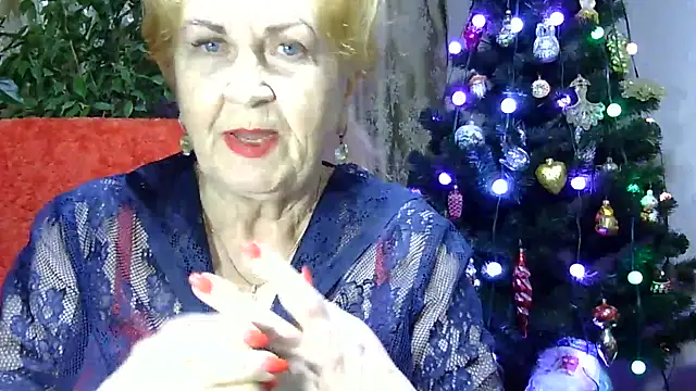 Snapshot of Emma52610 chatting on January 2025 04:57:01 PM Emma52610 online show from January 2025 04:57:01 PM