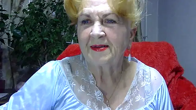 Snapshot of Emma52610 chatting on January 2025 05:28:01 PM Emma52610 online show from January 2025 05:28:01 PM