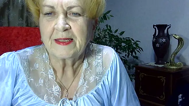 Snapshot of Emma52610 chatting on January 2025 05:51:01 PM Emma52610 online show from January 2025 05:51:01 PM