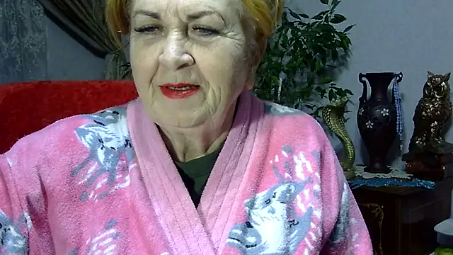 Snapshot of Emma52610 chatting on February 2025 09:31:02 PM Emma52610 online show from February 2025 09:31:02 PM