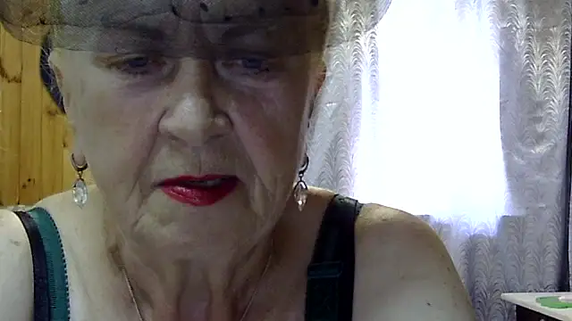 Snapshot of Emma52610 chatting on September 2025 11:10:01 AM Emma52610 online show from September 2025 11:10:01 AM