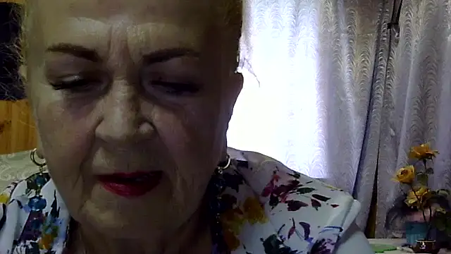 Snapshot of Emma52610 chatting on September 2025 10:50:02 AM Emma52610 online show from September 2025 10:50:02 AM