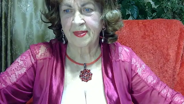 Emma52610 online show from April 2026 04:07:02 PM