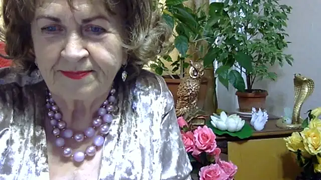 Emma52610 online show from April 2026 11:23:02 AM