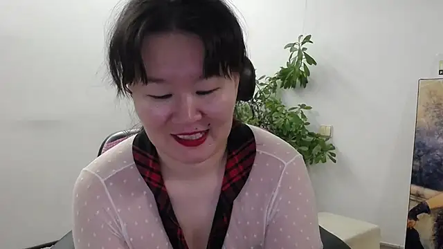 Akira xx online show from December 2025 02:30:01 AM