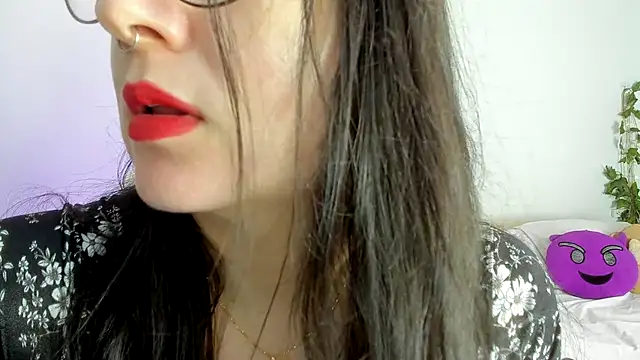 Susan Foxx online show from July 2026 07:16:01 PM
