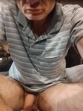 Snapshot of ROBERT0516 chatting on June 2026 11:23:01 AM ROBERT0516 online show from June 2026 11:23:01 AM