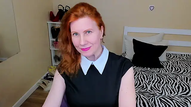 FoxySophia online show from May 2026 04:41:02 AM