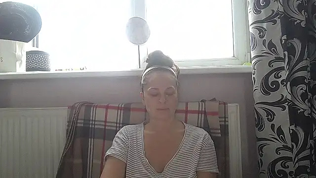 Snapshot of LindaStarS chatting on May 2026 05:34:02 AM LindaStarS online show from May 2026 05:34:02 AM