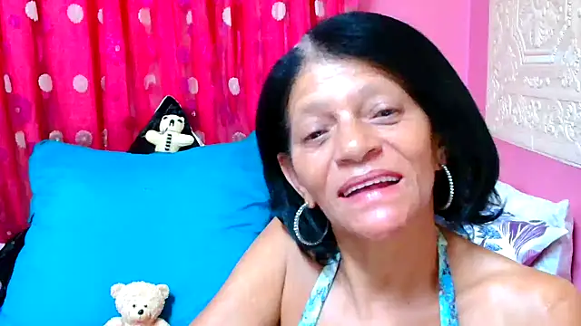 Snapshot of SLUTTYROXY chatting on January 2025 09:44:02 AM SLUTTYROXY online show from January 2025 09:44:02 AM