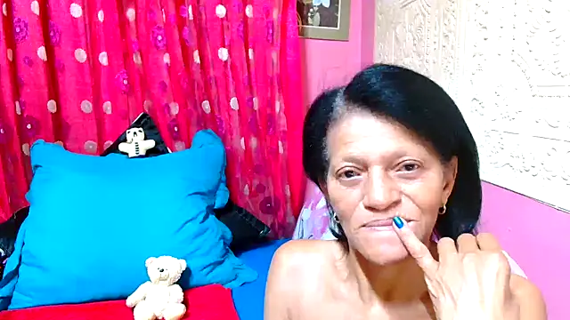Snapshot of SLUTTYROXY chatting on February 2025 02:56:02 PM SLUTTYROXY online show from February 2025 02:56:02 PM