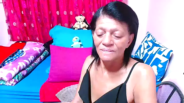 SLUTTYROXY online show from November 2025 05:20:01 PM