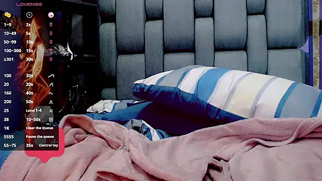 Snapshot of susan_hicks chatting on March 2025 06:50:01 PM susan hicks online show from March 2025 06:50:01 PM