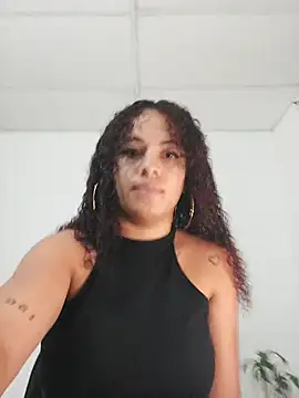 isa bellaxx online show from June 2026 11:38:02 PM