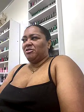 yanza2002 online show from September 2025 11:30:01 PM