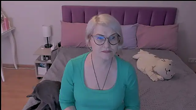 sabrinamacmarren online show from March 2025 05:50:02 PM