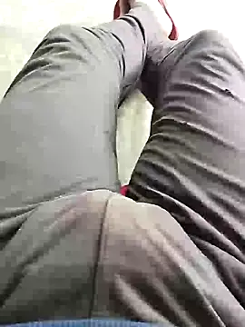 Snapshot of bigh96dik chatting on January 2025 06:35:02 AM bigh96dik online show from January 2025 06:35:02 AM