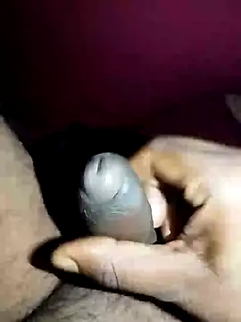 Snapshot of bigh96dik chatting on January 2025 05:59:01 PM bigh96dik online show from January 2025 05:59:01 PM