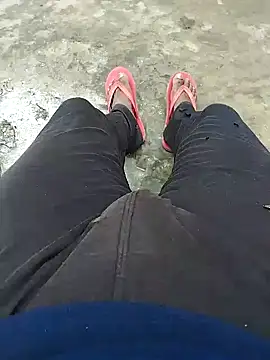 Snapshot of bigh96dik chatting on January 2025 07:36:02 AM bigh96dik online show from January 2025 07:36:02 AM