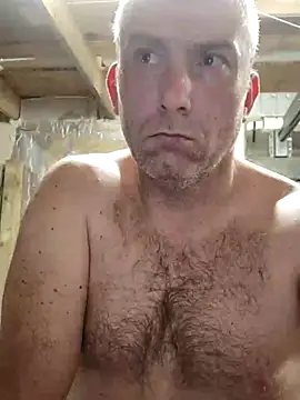 IronedTitan online show from November 2025 04:48:02 AM