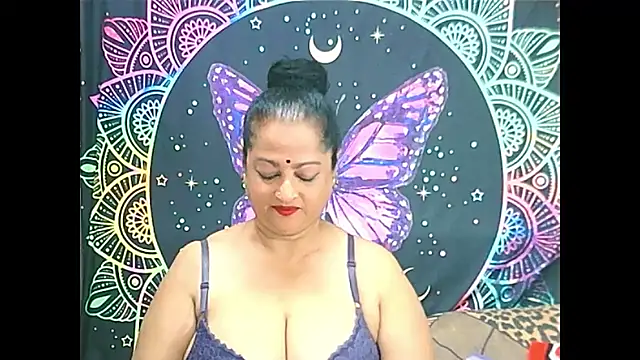Snapshot of matureindian chatting on March 2025 09:33:02 AM matureindian online show from March 2025 09:33:02 AM