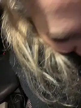 Snapshot of Anna_Alexa chatting on January 2025 09:20:02 PM Anna Alexa online show from January 2025 09:20:02 PM