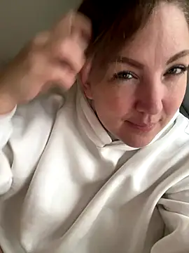 Anna Alexa online show from December 2025 08:34:01 AM