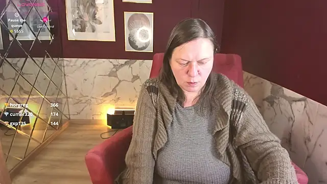 KellyPerfection online show from April 2026 05:45:02 PM