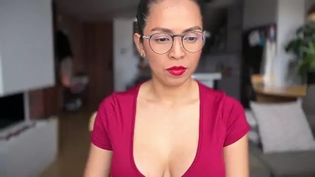 illaroom online show from April 2026 08:31:01 PM