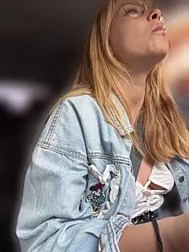 AnastasiaAniess online show from April 2026 10:21:02 AM