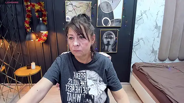 LindaPassionate online show from January 2025 05:26:02 AM