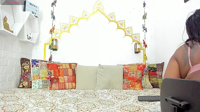 LadyNahir online show from February 2026 02:37:01 AM