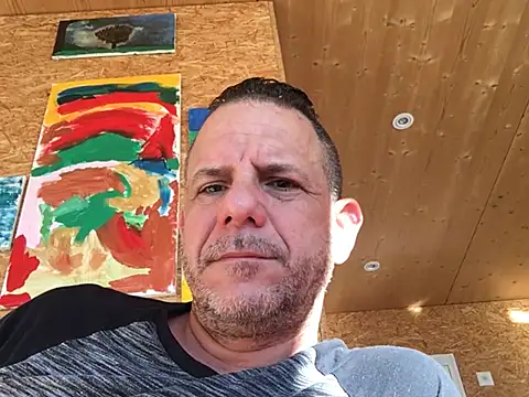 maxymloli online show from December 2024 09:24:01 AM