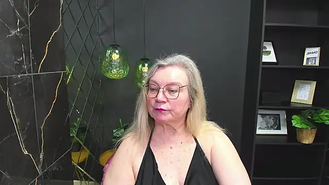 NataliMellow online show from February 2025 04:11:01 PM