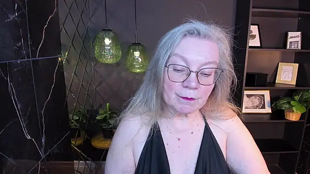 NataliMellow online show from April 2026 01:14:02 PM