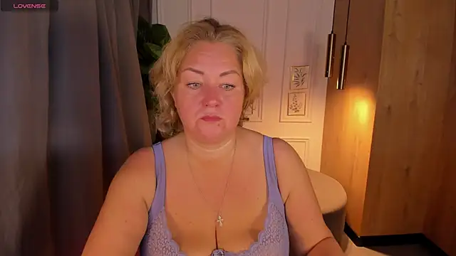JenniferLight online show from September 2025 08:03:01 PM