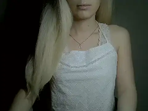 Snapshot of DitaVira chatting on December 2024 09:41:02 PM DitaVira online show from December 2024 09:41:02 PM