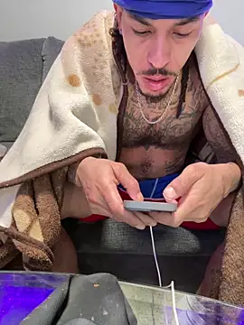 BigWayneBabyXXX online show from March 2026 01:07:02 PM