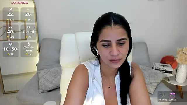 renata t  online show from July 2026 10:35:01 AM