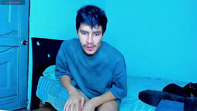 Snapshot of Dimitrixxx__ chatting on May 2026 01:58:02 AM Dimitrixxx online show from May 2026 01:58:02 AM