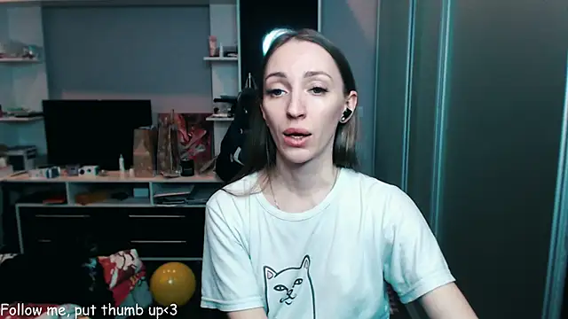 Snapshot of Natalimeowks chatting on December 2024 04:14:02 PM Natalimeowks online show from December 2024 04:14:02 PM