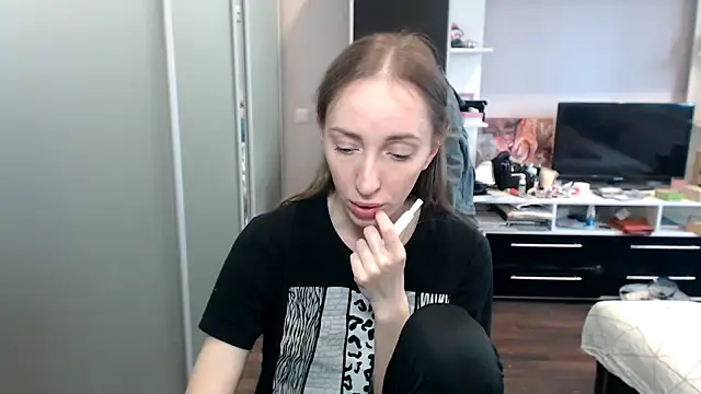 Snapshot of Natalimeowks chatting on June 2026 04:50:02 PM Natalimeowks online show from June 2026 04:50:02 PM