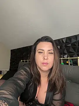 Snapshot of FeliciaHardy_ chatting on December 2024 06:43:01 AM FeliciaHardy online show from December 2024 06:43:01 AM