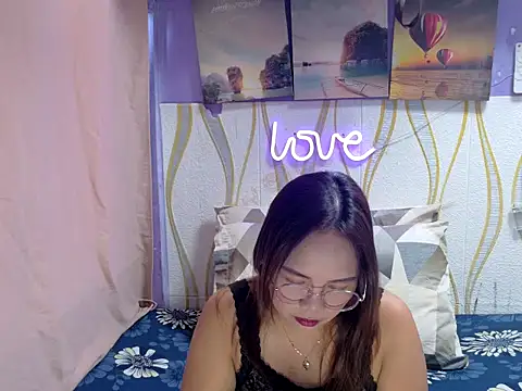 BURBERRY69 online show from February 2026 02:48:01 AM