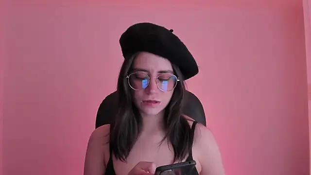 HazelKush online show from October 2025 09:24:02 PM