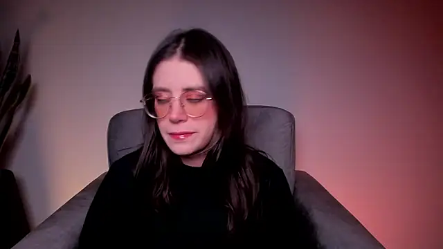 HazelKush online show from January 2026 09:51:01 PM