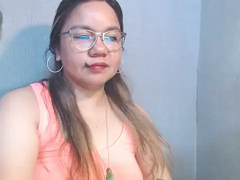 ambersmile online show from April 2026 11:48:01 PM