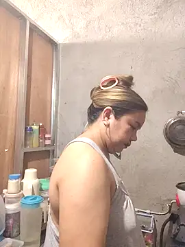 ambersmile online show from April 2026 02:51:02 AM